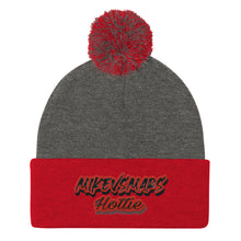 Cargar imagen en el visor de la galería, Gorro con pompones Mvm Hottie rojo