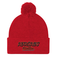 Cargar imagen en el visor de la galería, Gorro con pompones Mvm Hottie rojo