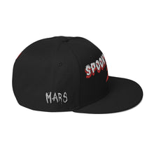 Cargar imagen en el visor de la galería, Gorra snapback de la temporada 2 espeluznante