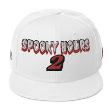 Cargar imagen en el visor de la galería, Gorra snapback de la temporada 2 espeluznante