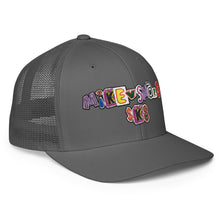 Load image into Gallery viewer, Mvm sk8 Closed-back trucker cap
