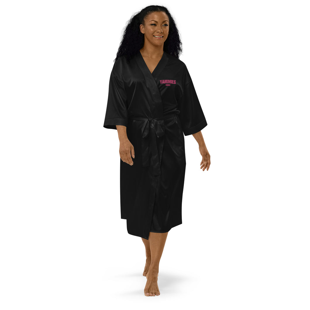Big Logo YAMMIES Satin robe
